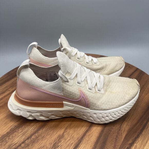 Nike React Infinity Run FlyKnit Shoes Womens Size 8.5 White Running Comfort Gym - Picture 1 of 8